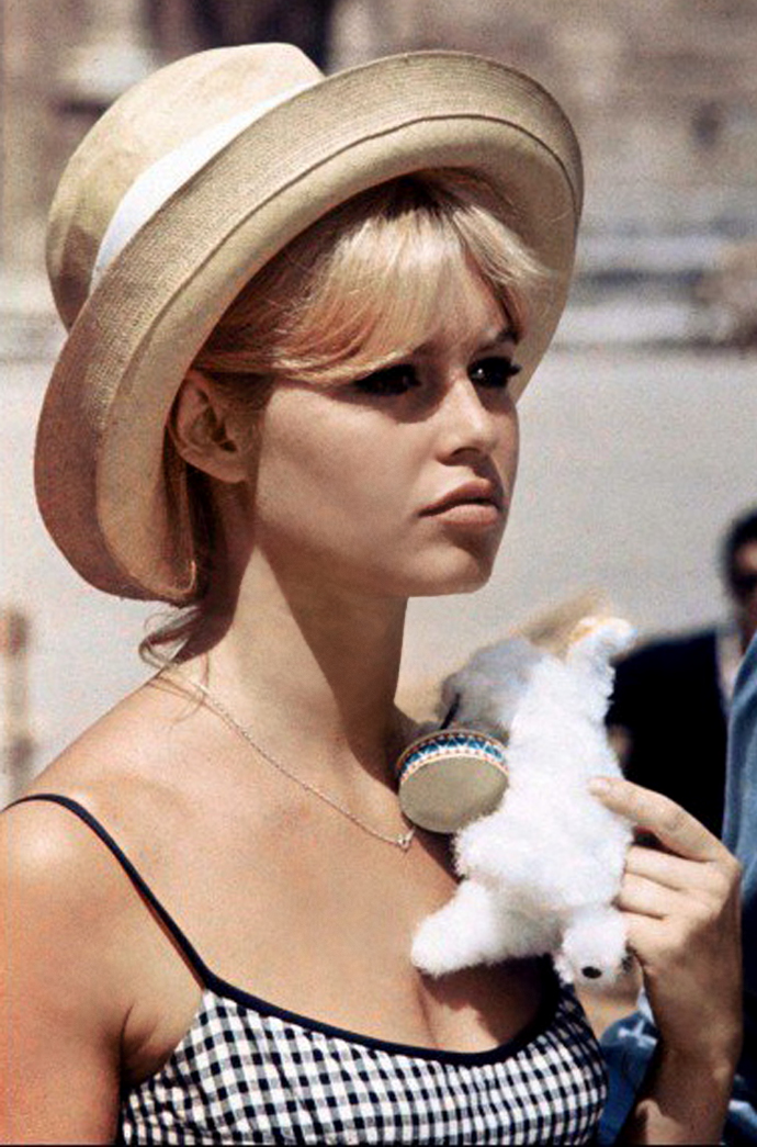 Соломенные шляпы (фото 11)