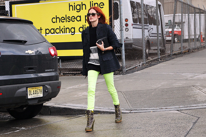 Неделя моды в Нью-Йорке. Streetstyle. Часть 3 (фото 3)