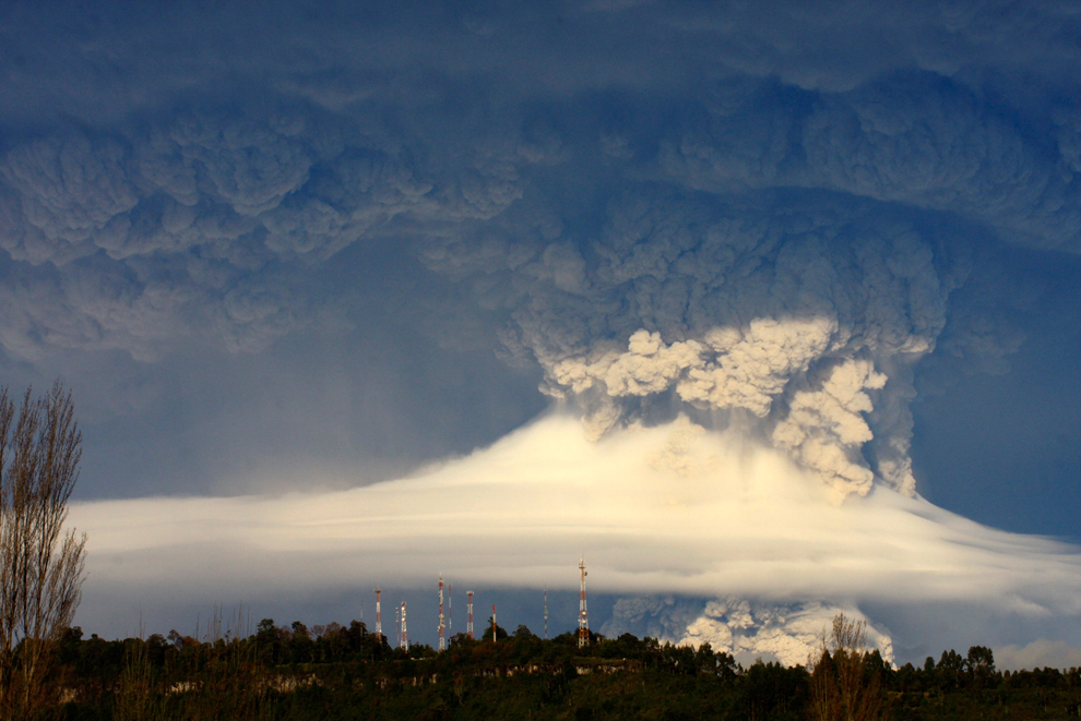 Извержение вулкана Пуйеуэ (фото 5)