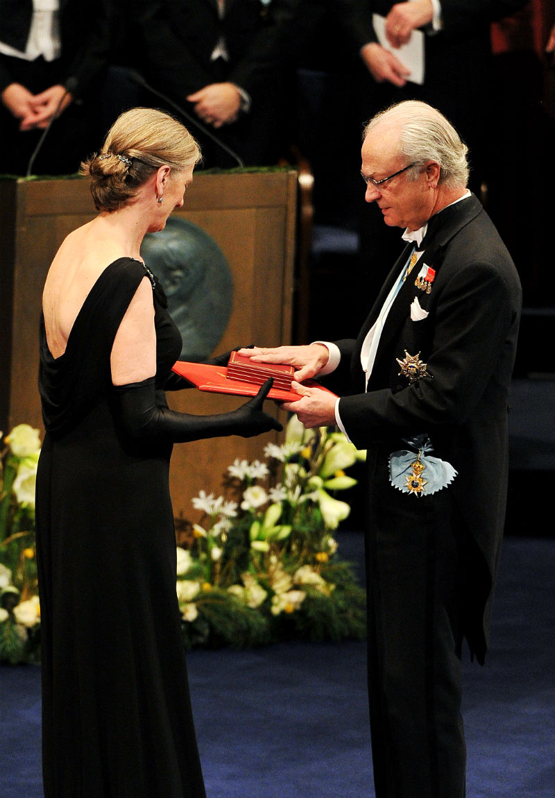 В Стокгольме вручили Нобелевские премии (фото 2)