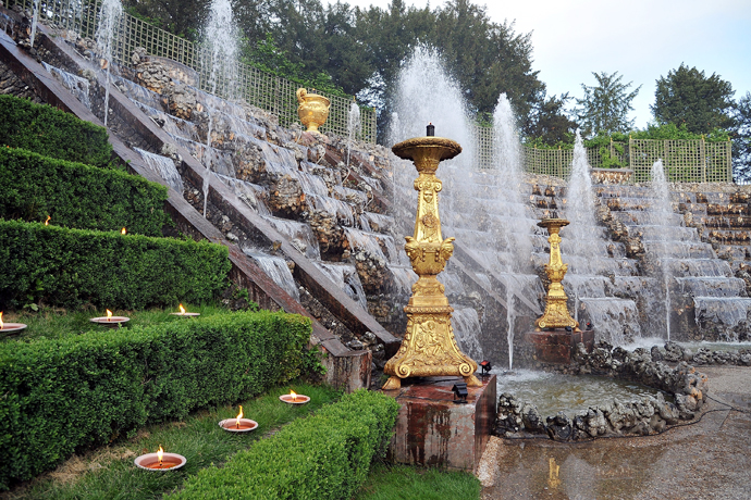 Показ круизной коллекции Chanel в Версале (фото 5)