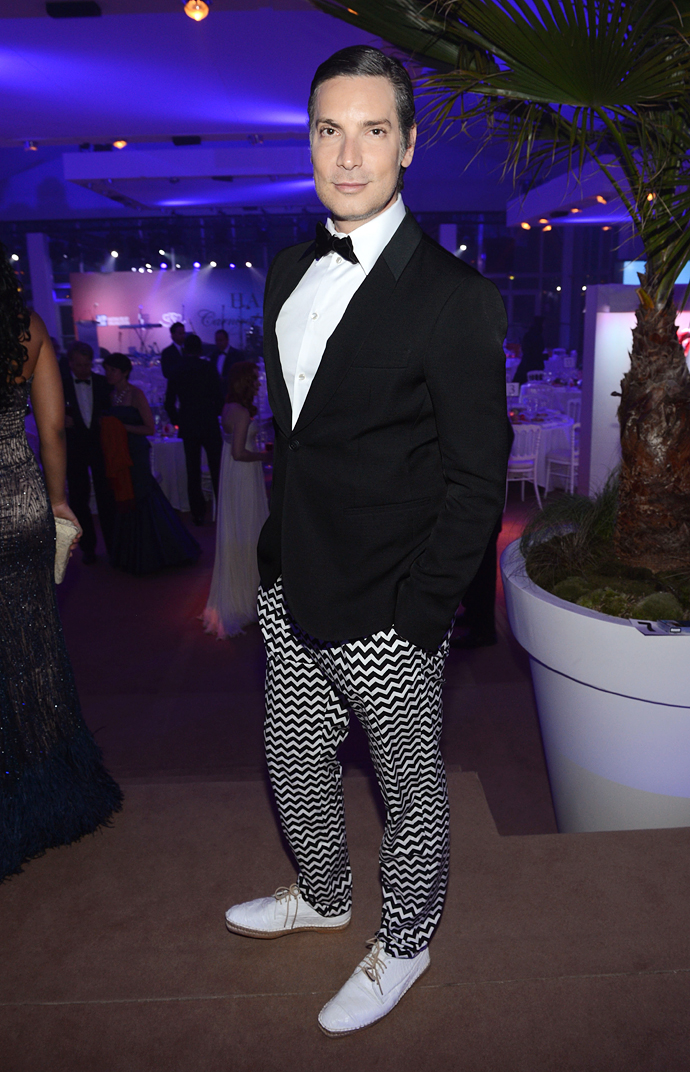 Благотворительный карнавал в Каннах (фото 1)