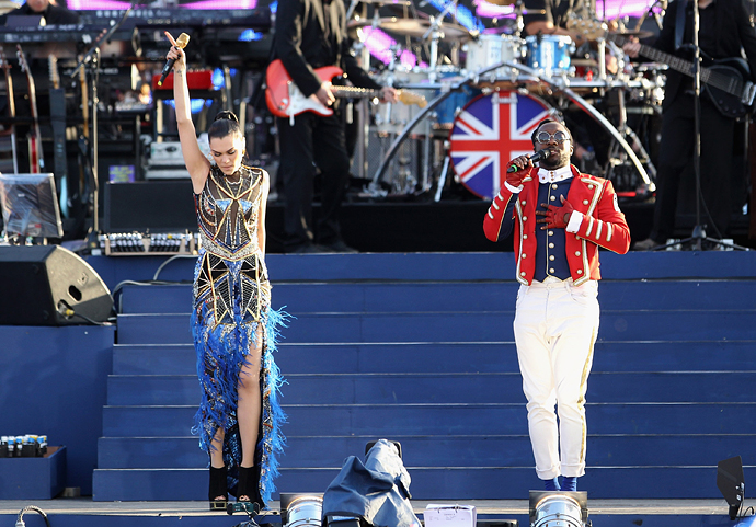 Концерт в честь юбилея Елизаветы II (фото 4)