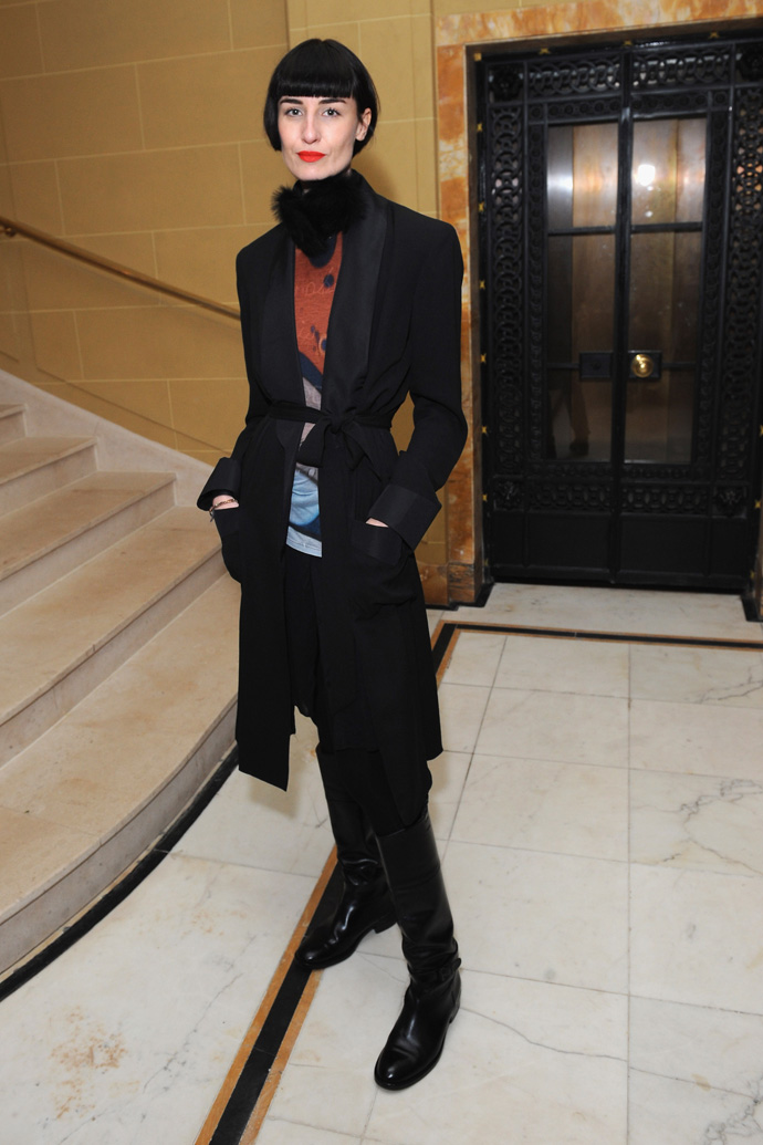 Последний день в pop-up-клубе Miu Miu (фото 11)