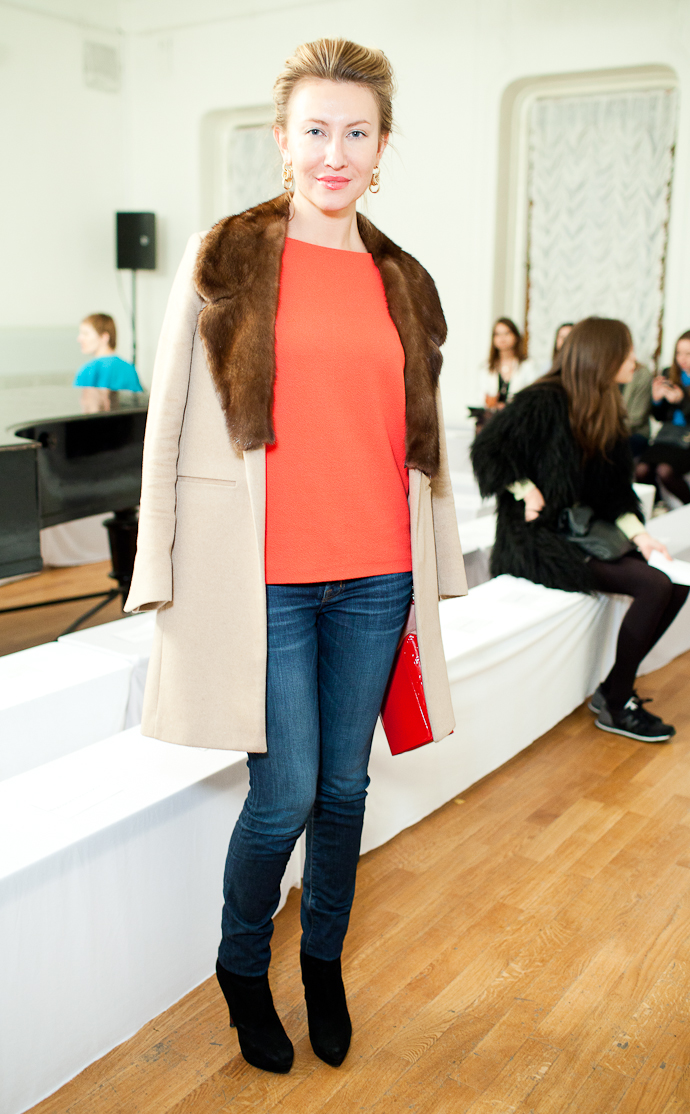 Показ Vika Gazinskaya на Cycles & Seasons by MasterCard (фото 52)