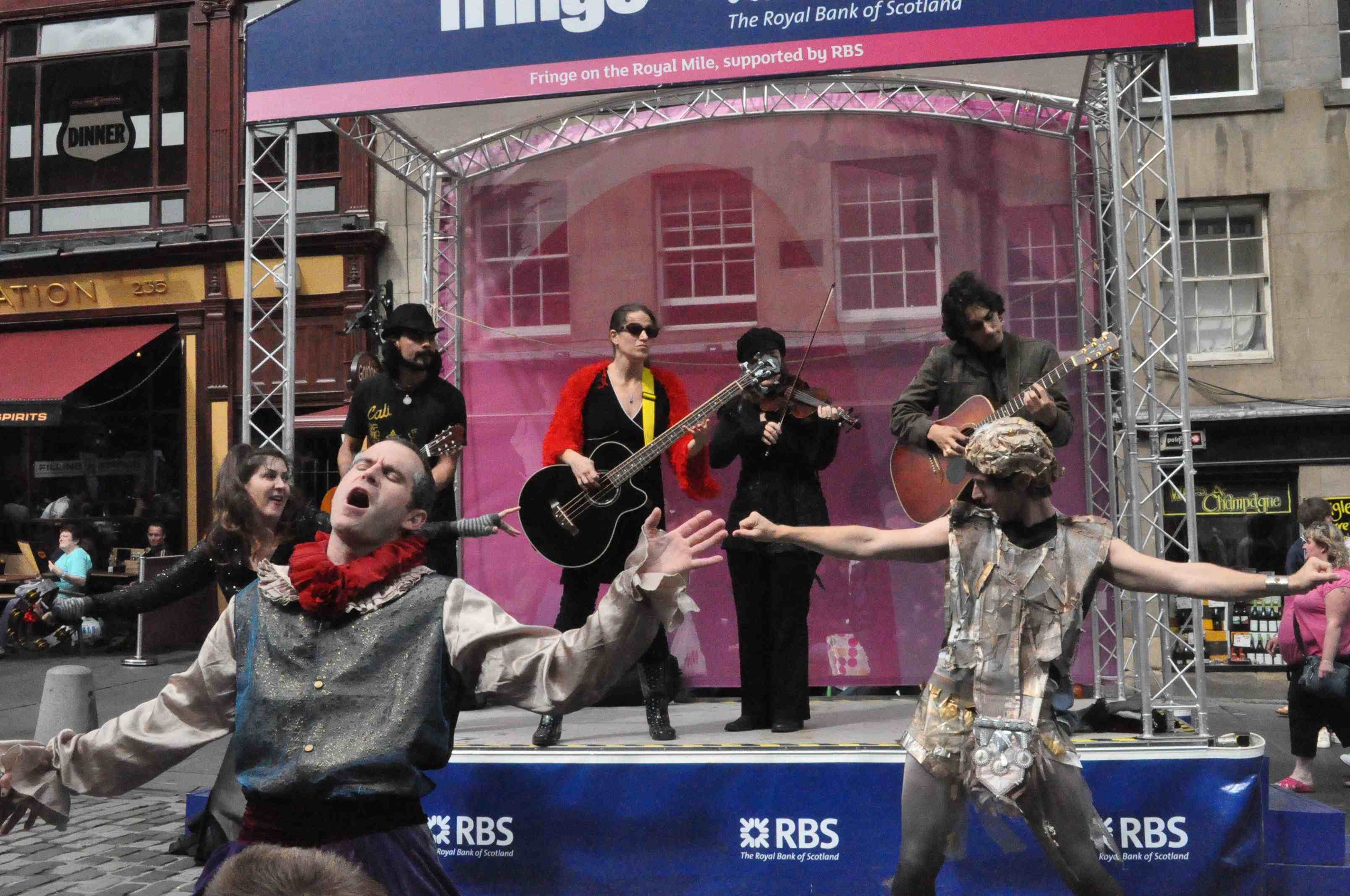 Фестиваль Fringe в Эдинбурге (фото 3)