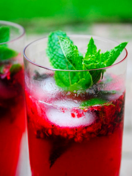 Воскресный напиток Moschino (фото 1)