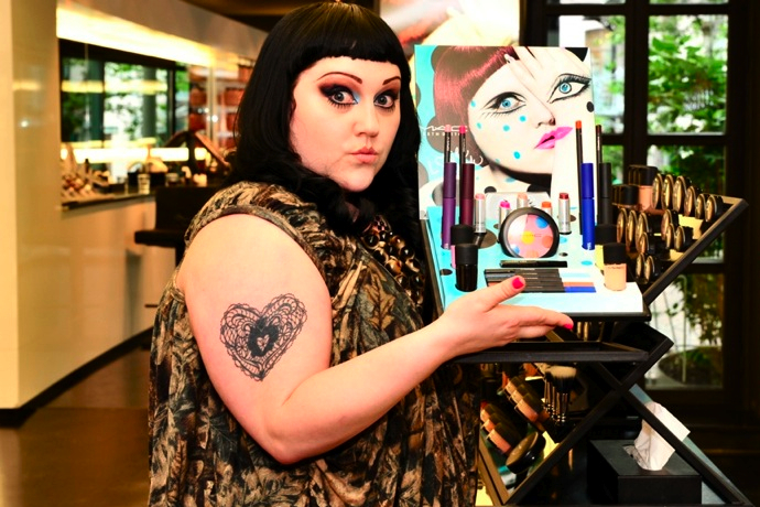 Интервью Buro 24/7: Бет Дитто для M.A.C (фото 1)