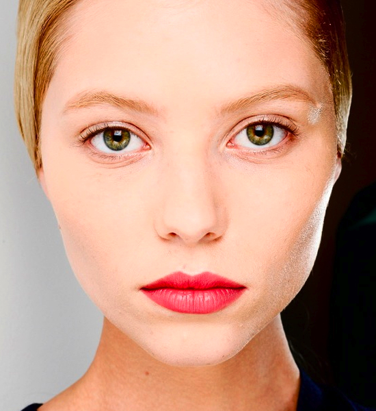 Яркие губы для новогодней ночи (фото 3)