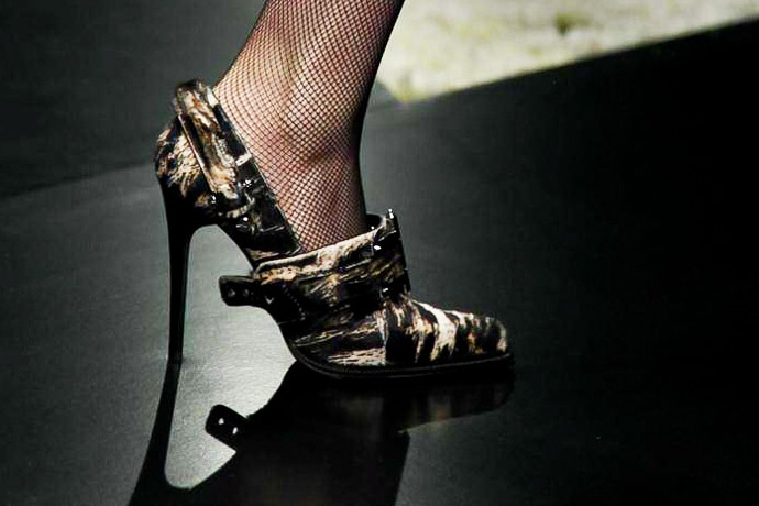 Неделя моды в Милане: Roberto Cavalli (фото 2)