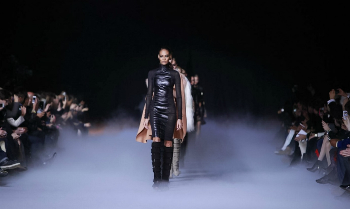 Неделя моды в Париже: Kanye West (фото 1)