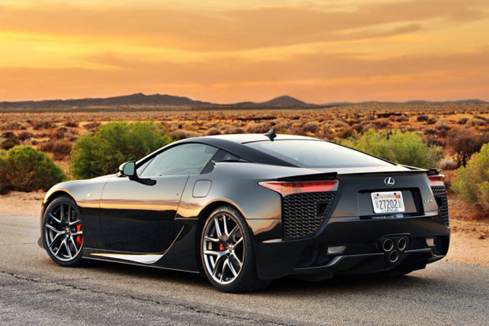 Новый Lexus LFA (фото 9)