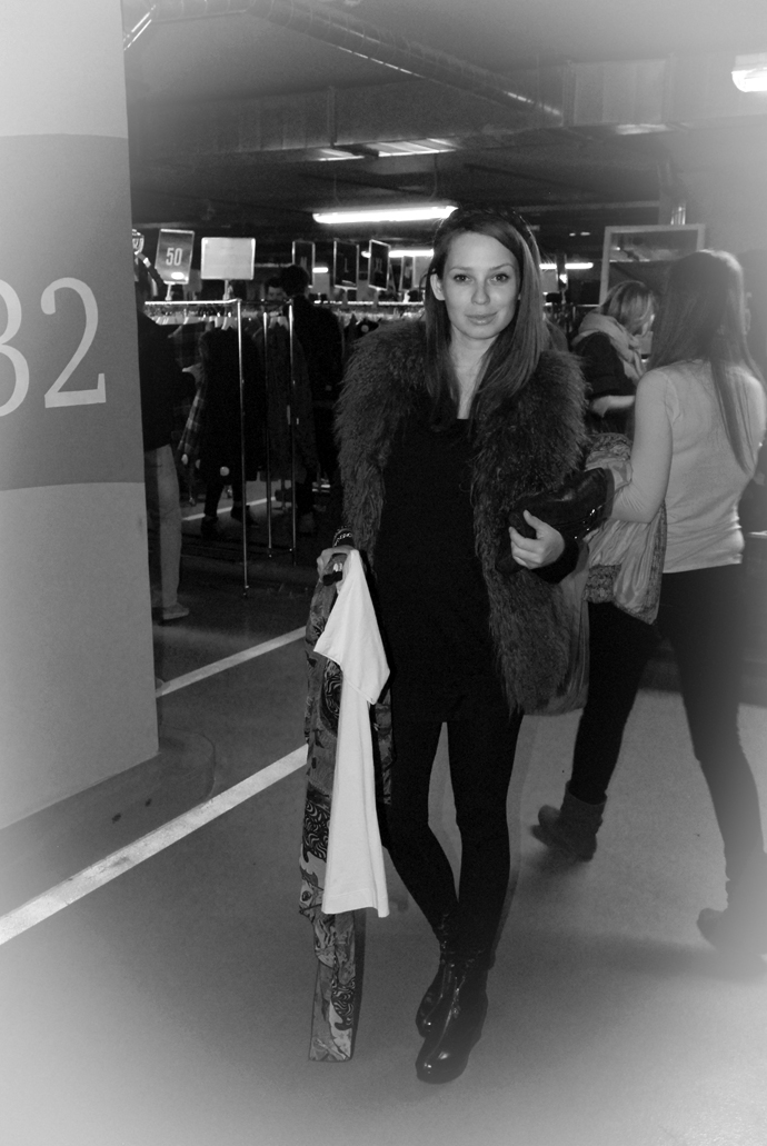 Гаражная распродажа в Цветном (фото 11)