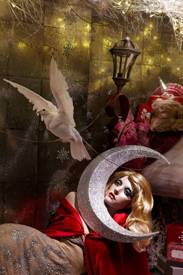 Лучшие витрины мира: Liberty London (фото 1)