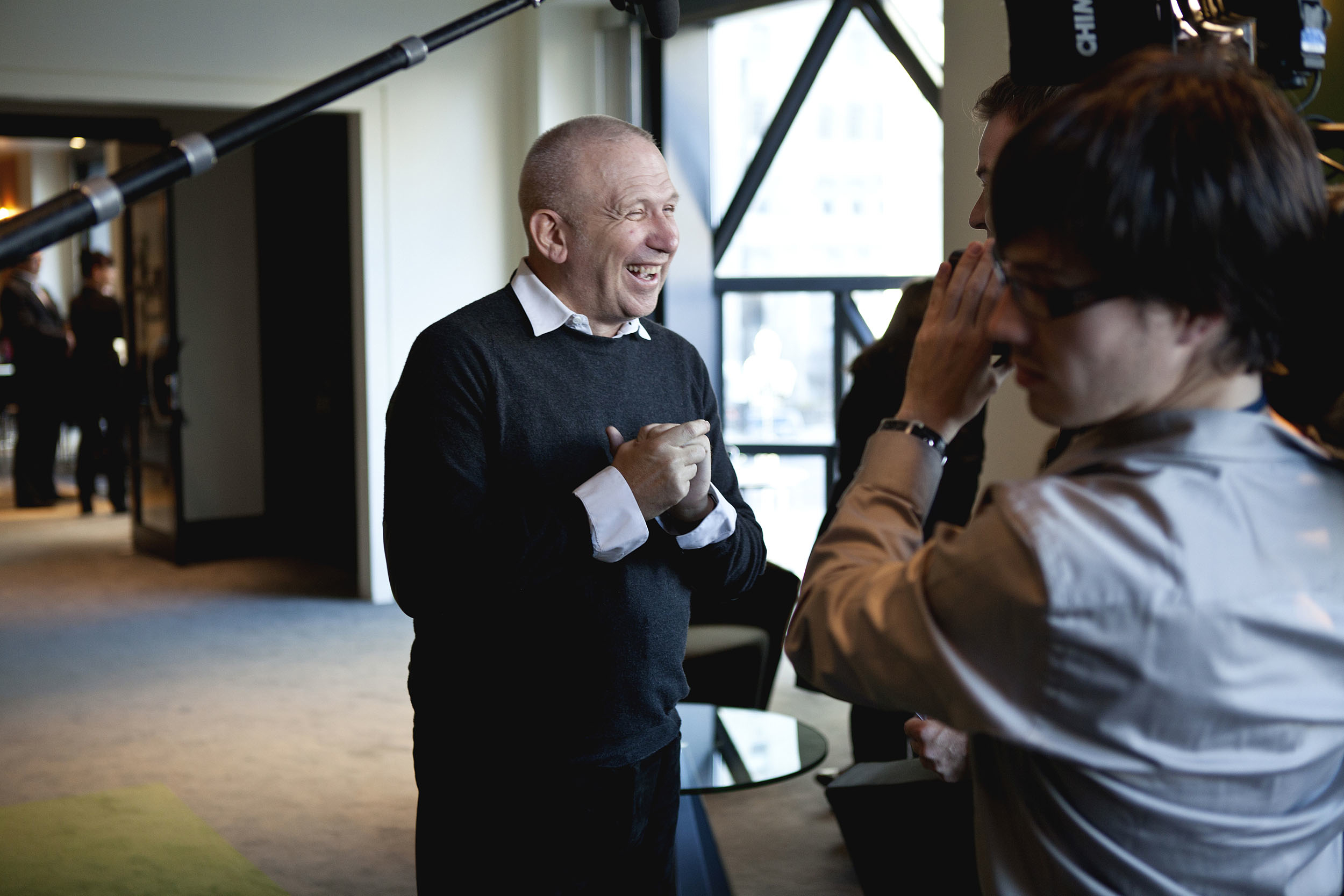 "Мир моды Готье: с тротуара на подиум" (фото 1)