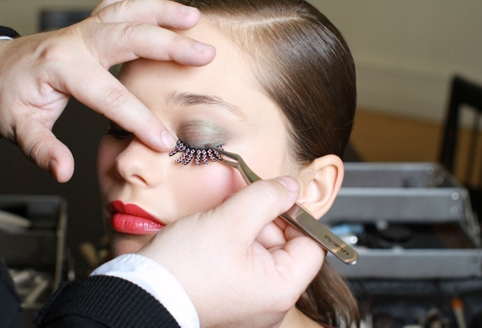 Японская манга глазами Лагерфельда (фото 2)