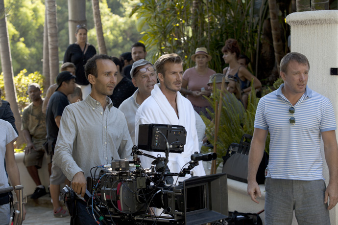 Гай Ричи снял мини-фильм для H&M с Дэвидом Бекхэмом (фото 4)