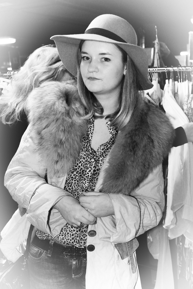 Гаражная распродажа в Цветном (фото 19)