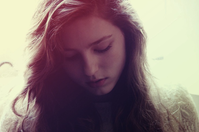 В колонках: Birdy (фото 1)