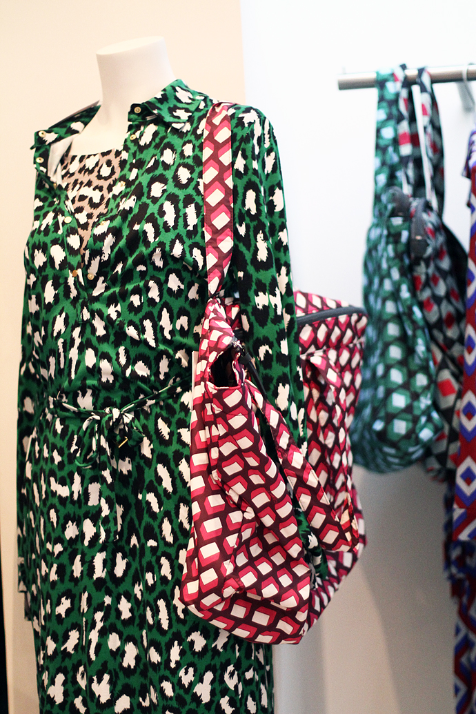 Новогодний Fashion Day в бутике DVF (фото 14)