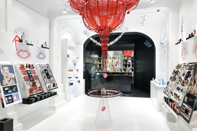 Новый интерьер магазина Guerlain в Париже (фото 2)