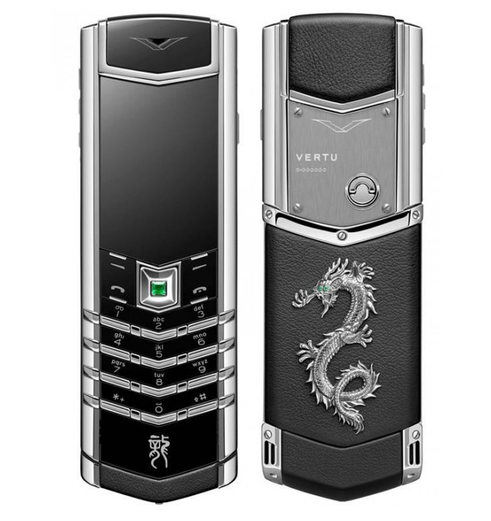 Новогодний Vertu Signature Dragon (фото 1)