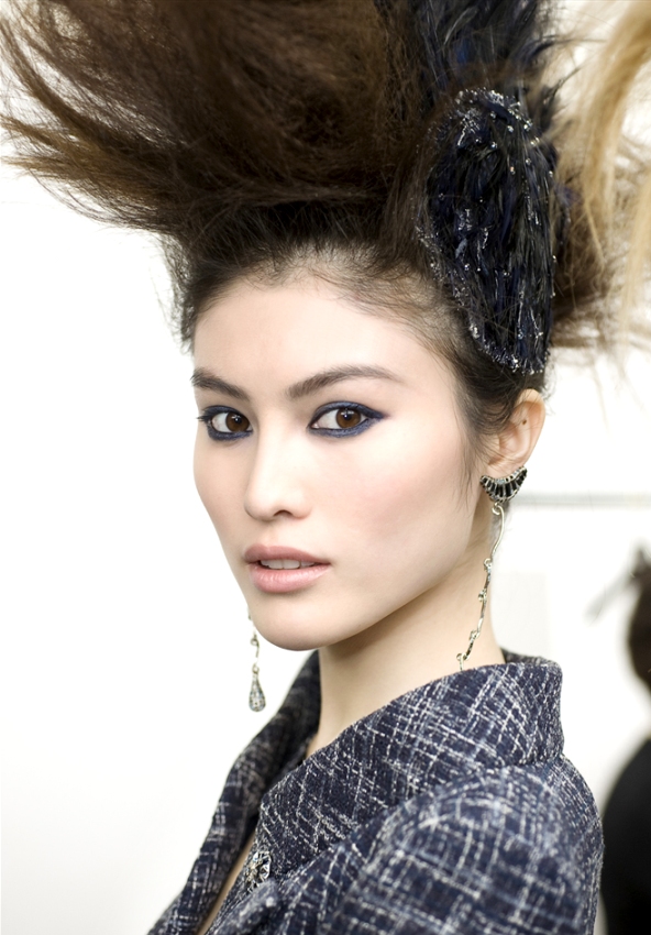 Небо. Самолет. Девушка (фото 1)