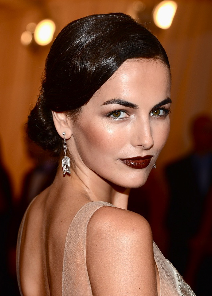 Звездные прически осени (фото 7)