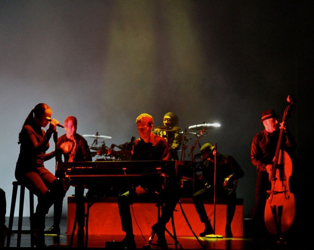 Концерты Sade в России (фото 2)