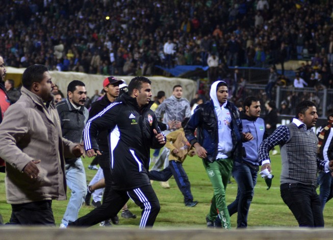 Футбольный матч в Египте закончился кровопролитием (фото 2)