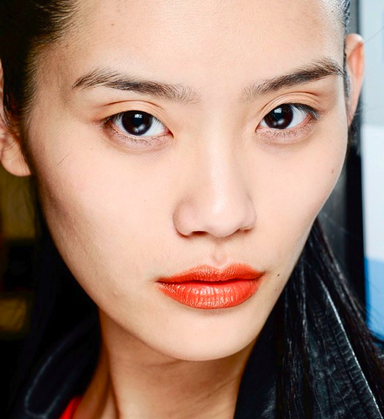 Яркие губы для новогодней ночи (фото 9)