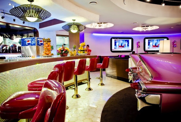 Новый ресторан The Pink Cadillac (фото 5)