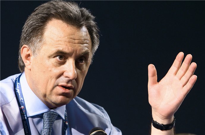 Мутко разберется в истории с пловчихой Чаун (фото 1)