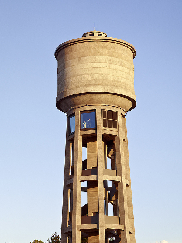 Выставка фотографии в водонапорной башне (фото 1)