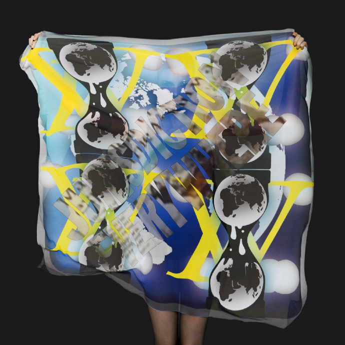 Футболки и платки в поддержку Wikileaks (фото 4)