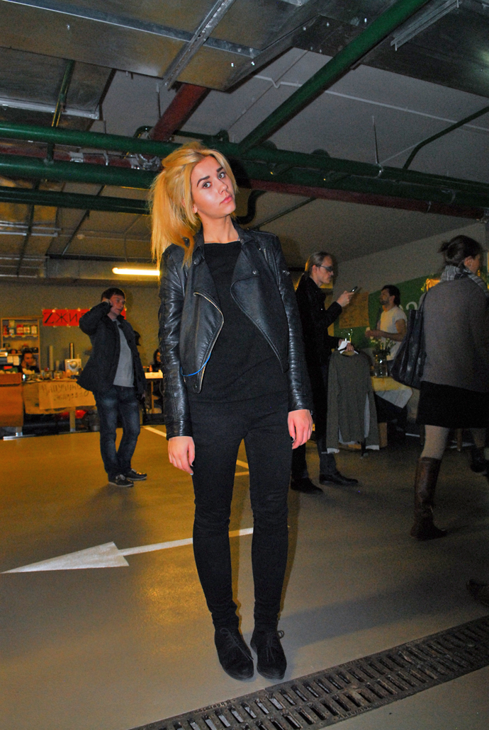 Гаражная распродажа в Цветном (фото 14)