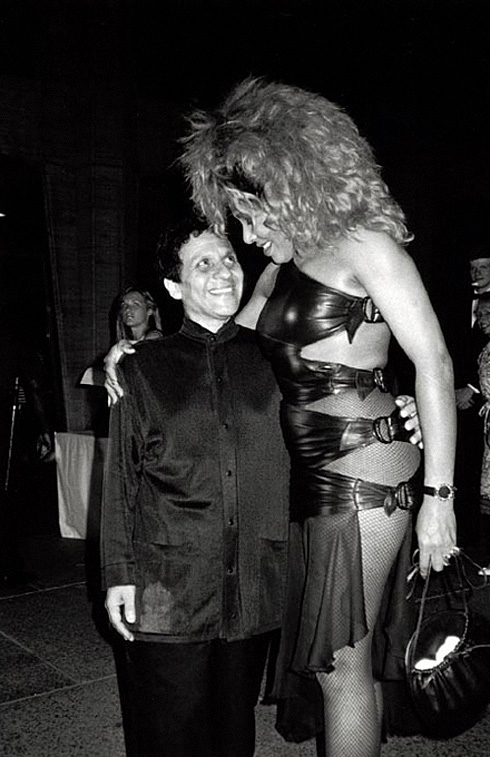 Творческий путь Аззедина Алайи (фото 11)