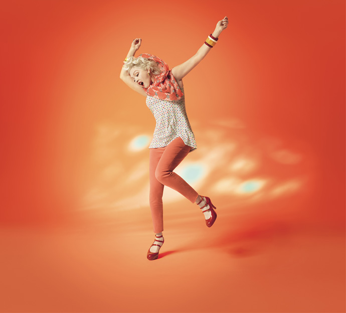 Тави Гевинсон и Синди Лопер для Uniqlo (фото 1)