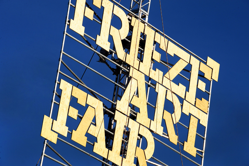 Современное искусство на ярмарке Frieze London (фото 1)