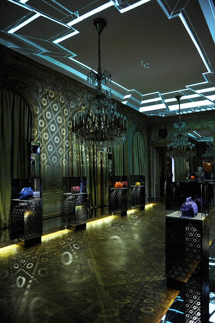 Коктейль Tod’s в итальянском посольстве в Париже (фото 5)