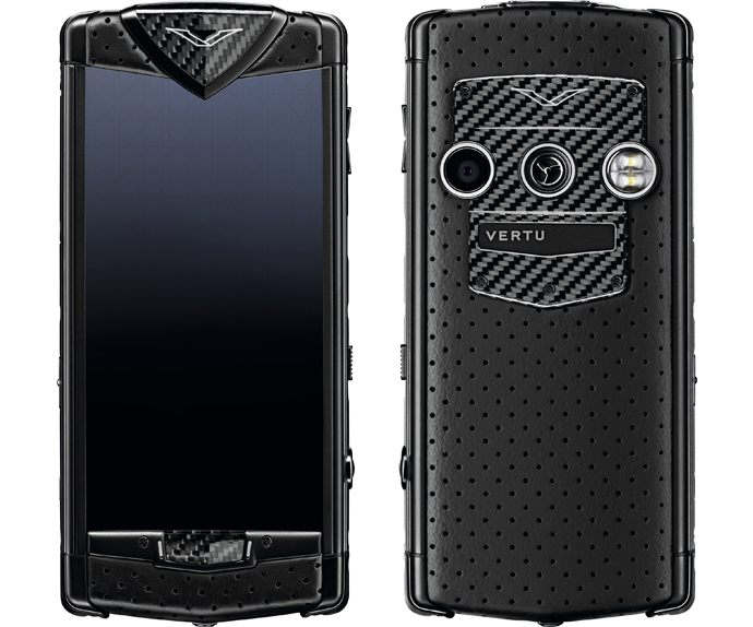 Новая модель телефона Vertu (фото 2)
