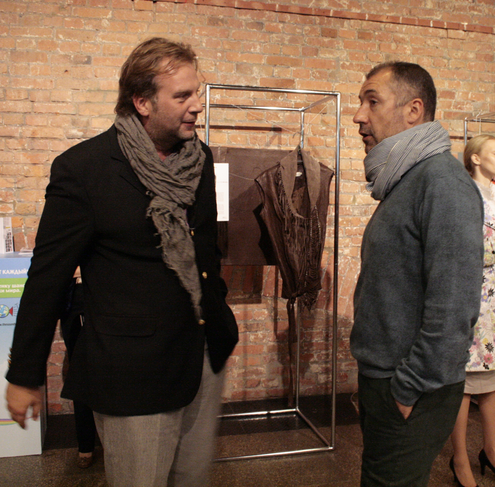 Презентация Synergy Art & Fashion в бутике Cara & Co (фото 9)