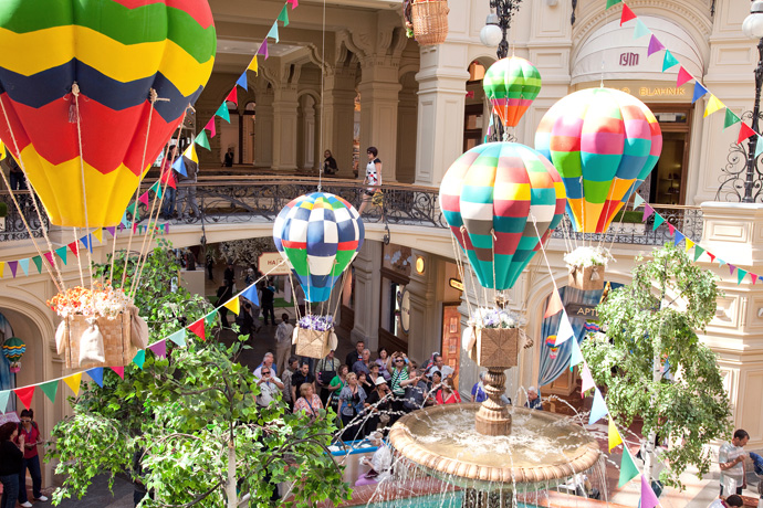 Летнее оформление ГУМа (фото 4)