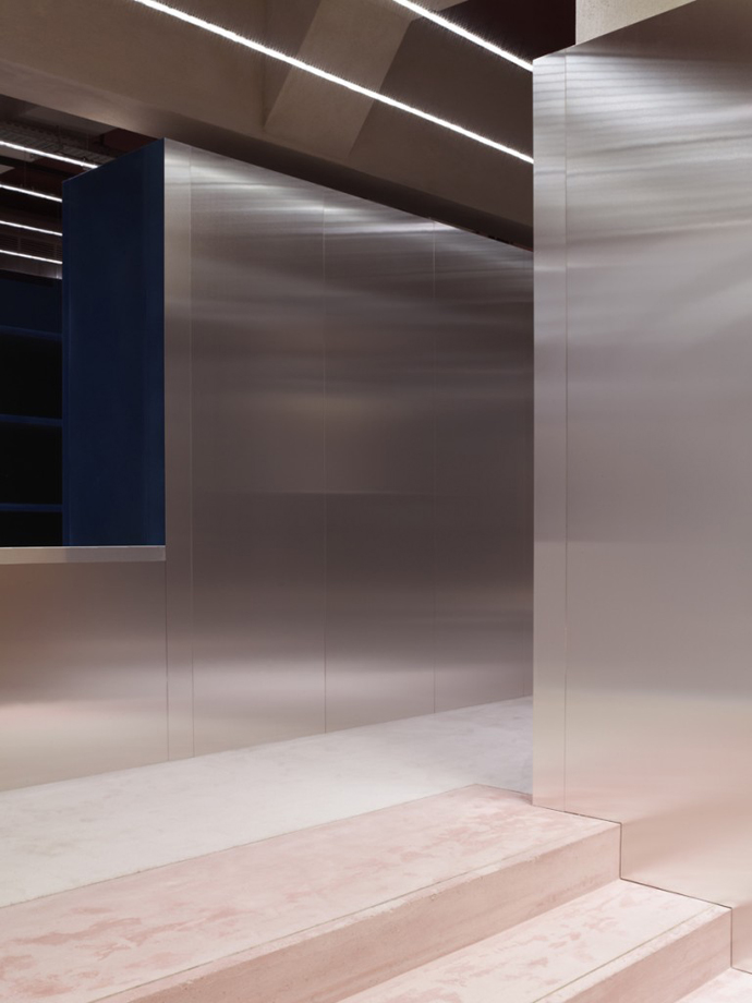 Новый бутик Acne в Париже (фото 4)