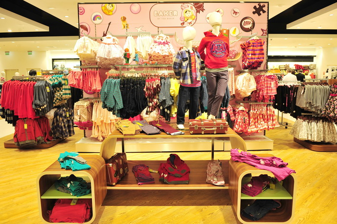 Открытие первого универмага Debenhams в Москве (фото 29)