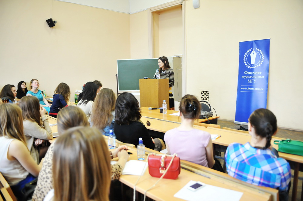 Лекция Айсель Трудел на журфаке МГУ (фото 2)