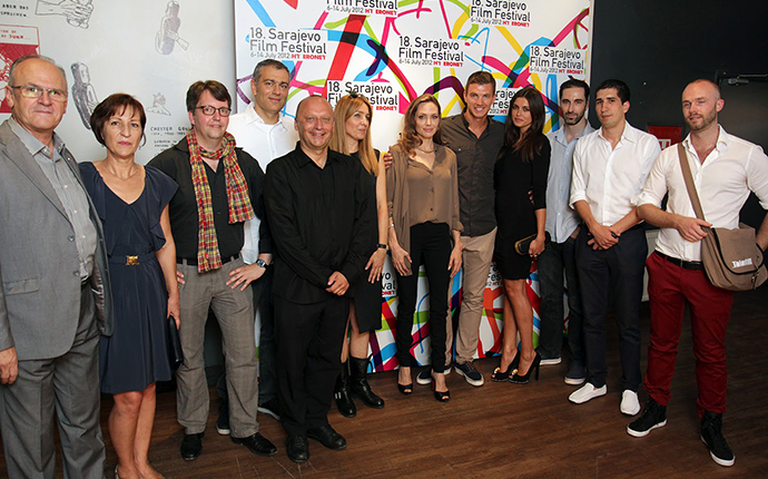 Анджелина Джоли приехала в Сараево (фото 1)