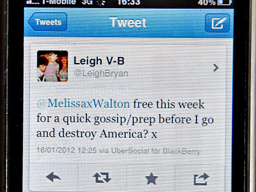 "Уничтожить Америку" и "раскопать Монро" (фото 2)