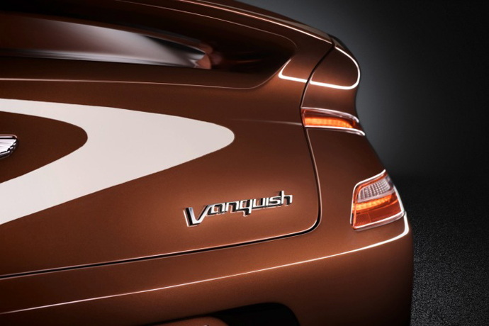 Aston Martin Vanquish (фото 5)