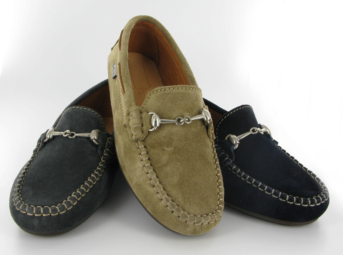 В ЦУМе стартует школьный базар (фото 21)